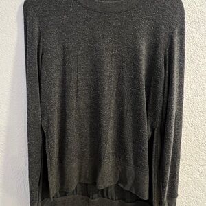 Alo Dark Gray Long Sleeve Sweater (US XS)